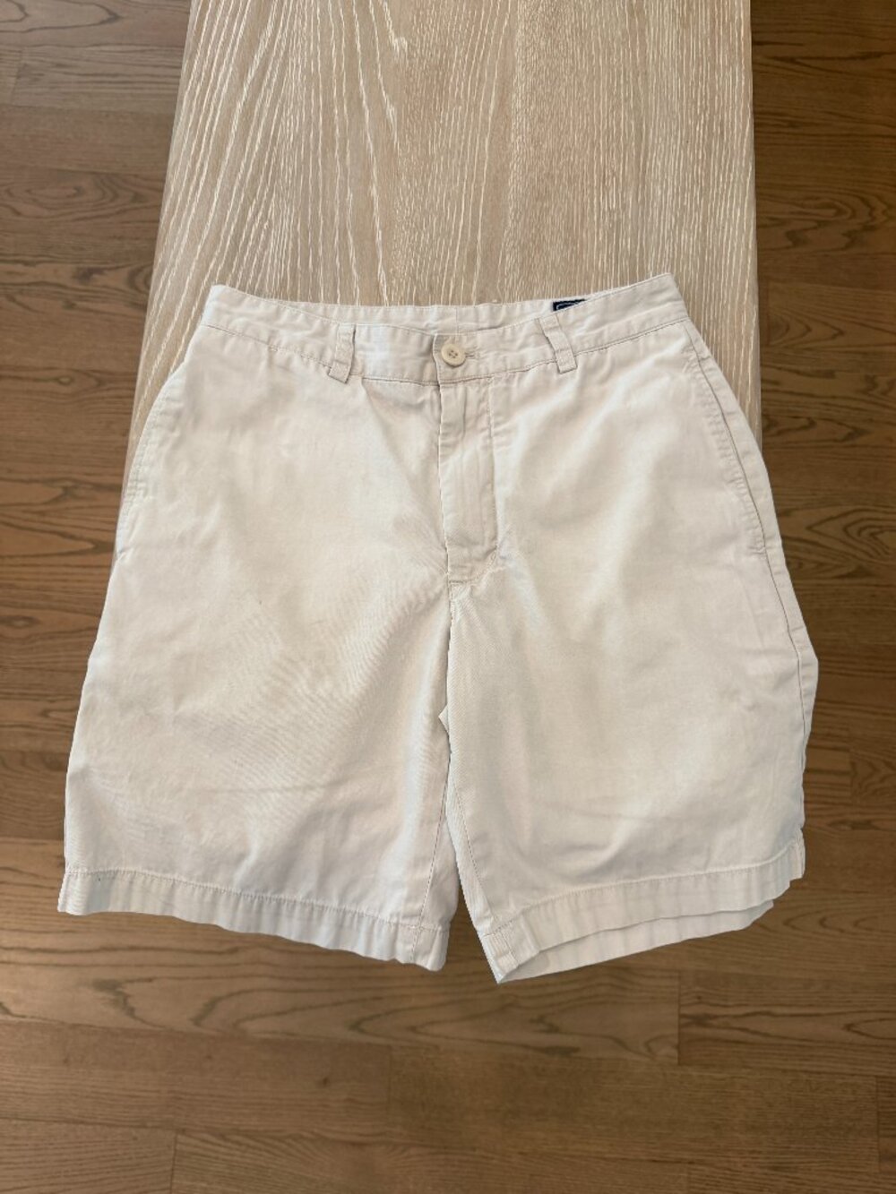 Vineyard Vines Men's Khaki Shorts | Size 28